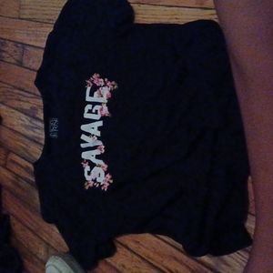 A black savage t-shirt XXL in women's